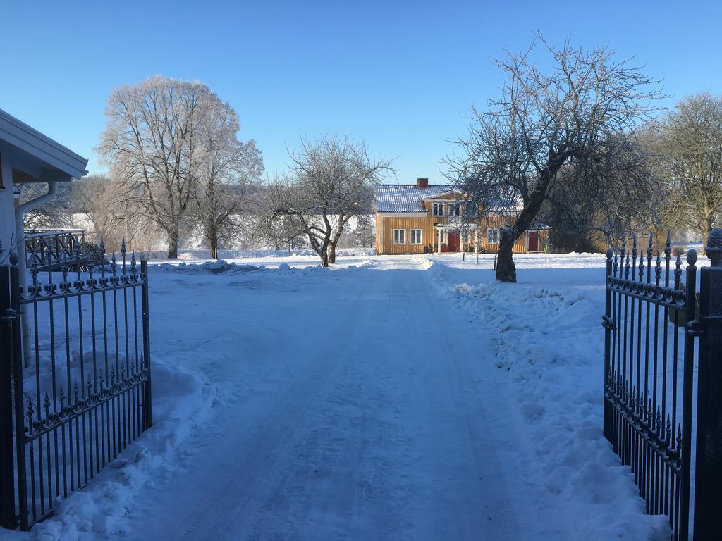 Lilla Skottek Villa อุลริเซฮามน์ ภายนอก รูปภาพ