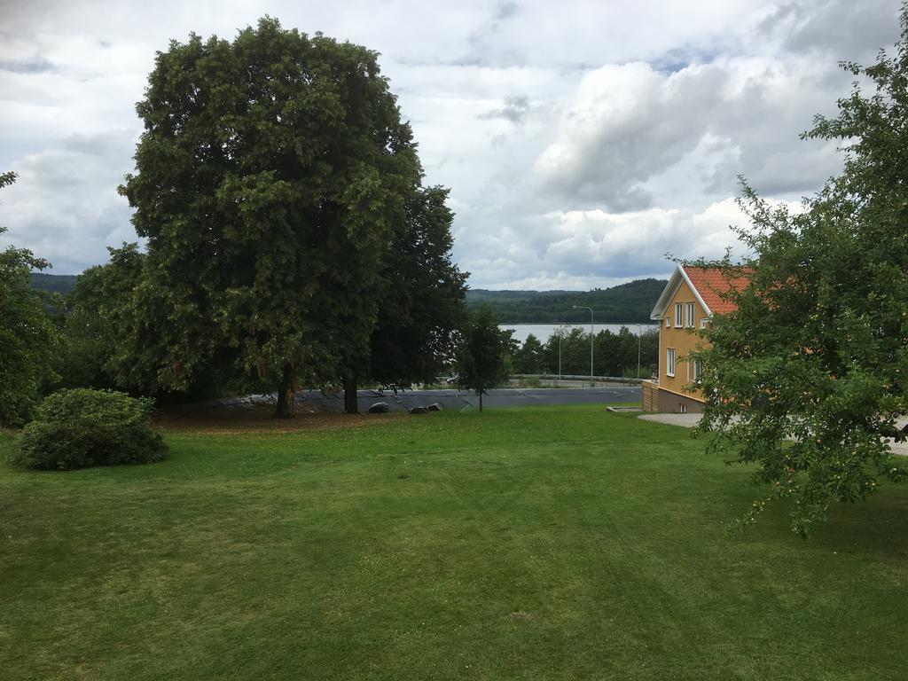 Lilla Skottek Villa อุลริเซฮามน์ ภายนอก รูปภาพ